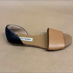 Steve Madden Flats Sandal